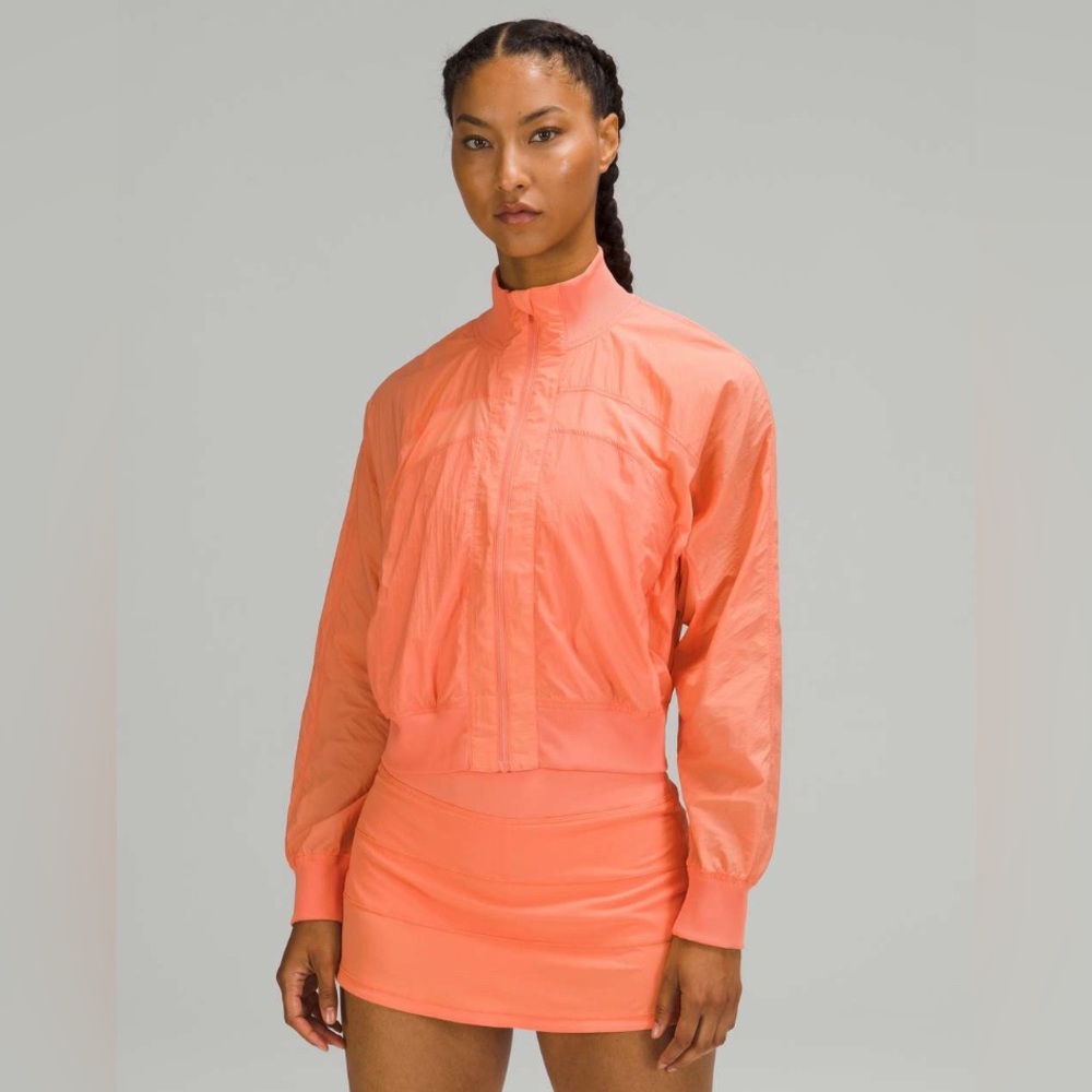 SOLD 🧡 Lululemon Serve It Jacket